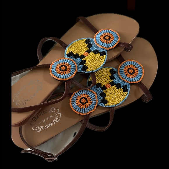 Woman's beaded flat sandals size 9.5 - Picture 1 of 9